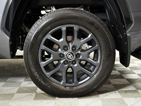 Used 2026 Toyota Tundra Platinum image 24