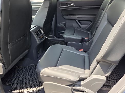 Used 2019 Volkswagen Atlas SE w/ Towing Package image 10