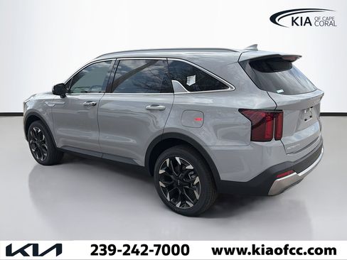 New 2026 Kia Sorento EX image 3