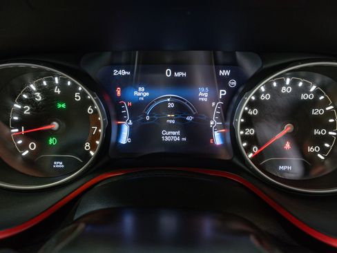 Used 2019 Jeep Compass Trailhawk w/ Cold Weather Group image 23