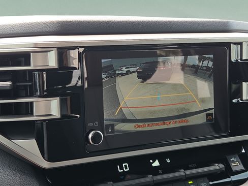 Certified 2025 Toyota Tundra SR5 AWD/4WD image 21
