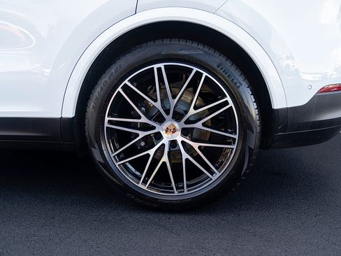 Certified 2026 Porsche Cayenne Coupe AWD/4WD image 50