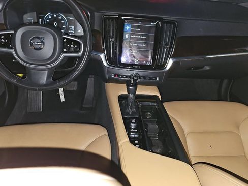 Used 2018 Volvo S90 T5 Momentum w/ Convenience Package image 6