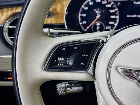 Used 2023 Bentley Continental GT V8 AWD/4WD image 25