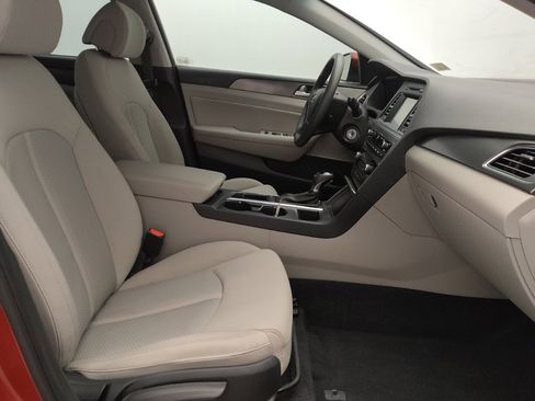 Used 2017 Hyundai Sonata Sport image 21