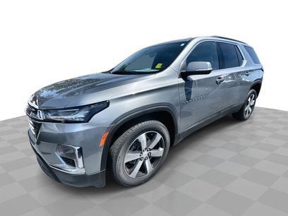 Used 2023 Chevrolet Traverse LT w/ LT Premium Package