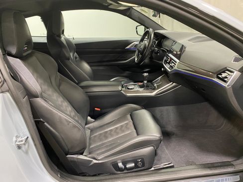 Used 2023 BMW M4 Coupe w/ Executive Package image 21
