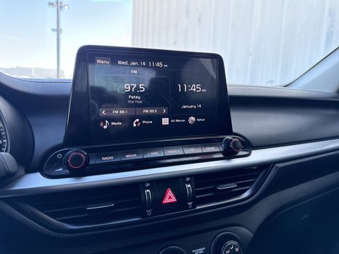 Used 2024 Kia Forte LX image 23