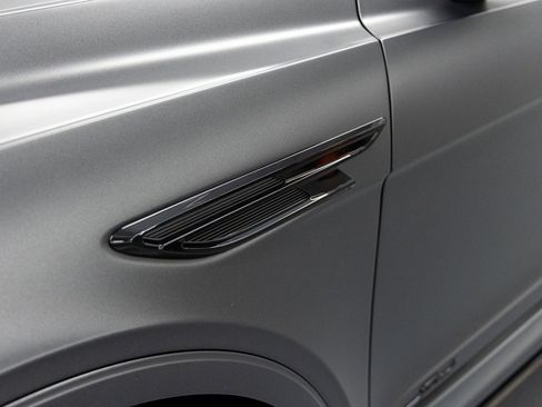 New 2026 Bentley Bentayga Speed AWD/4WD image 16