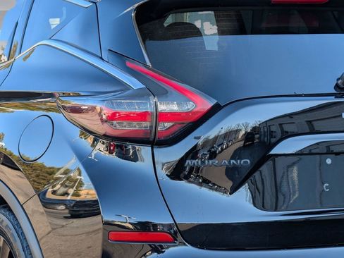 Used 2024 Nissan Murano SV w/ SV Midnight Edition Package image 13