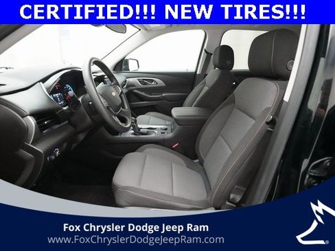 Used 2021 Chevrolet Traverse LS image 7