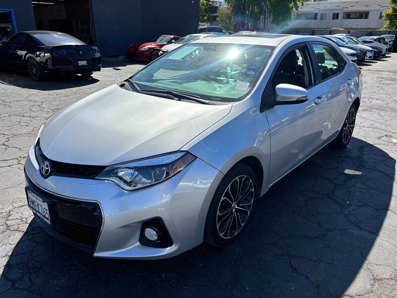 Used 2014 Toyota Corolla S Premium w/ Driver Convenience Package FWD image 8