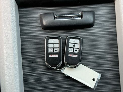 Used 2016 Honda Pilot EX image 25