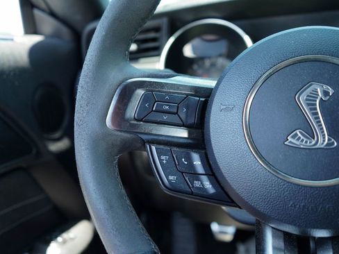 Used 2017 Ford Mustang Shelby GT350 RWD image 29