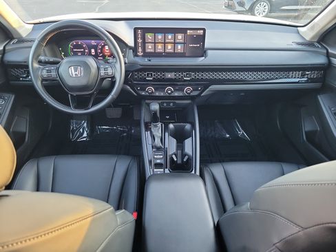 Used 2025 Honda Accord EX-L image 12