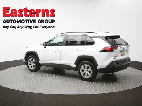 Used 2021 Toyota RAV4 LE FWD image 62