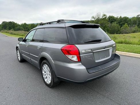 Used 2009 Subaru Outback 2.5i Limited AWD/4WD image 6