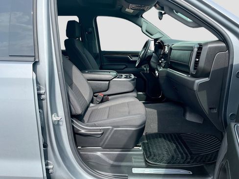 Used 2025 GMC Sierra 1500 Elevation image 26