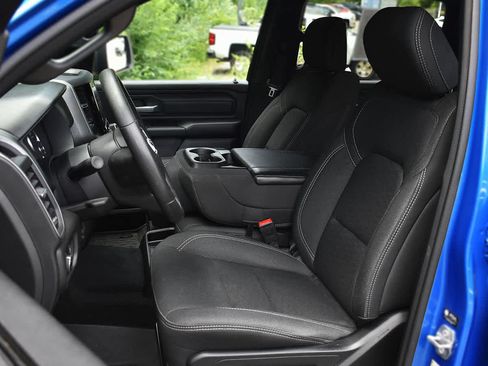 Used 2025 RAM 1500 Warlock AWD/4WD image 9