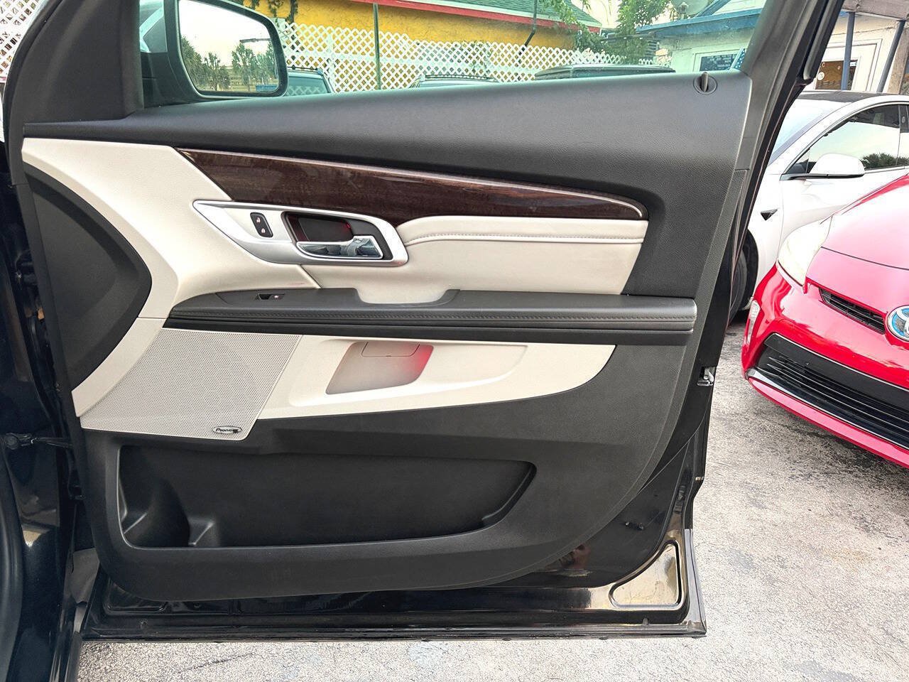 Used 2017 GMC Terrain Denali FWD image 31