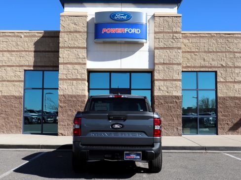 New 2026 Ford Maverick Lariat w/ 4K Tow Package image 7