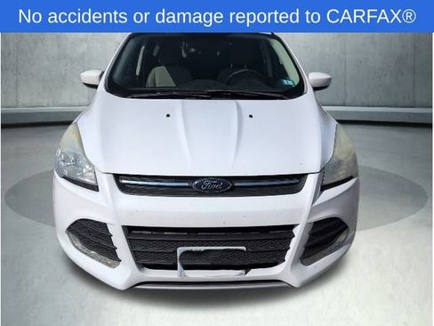 Used 2016 Ford Escape SE image 2