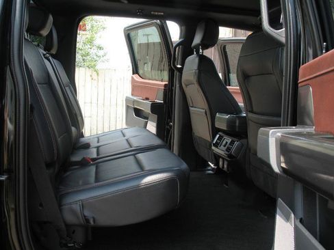 Used 2022 Ford F150 Lariat AWD/4WD image 29