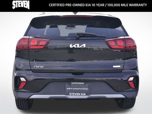 Certified 2022 Kia Niro LXS image 9