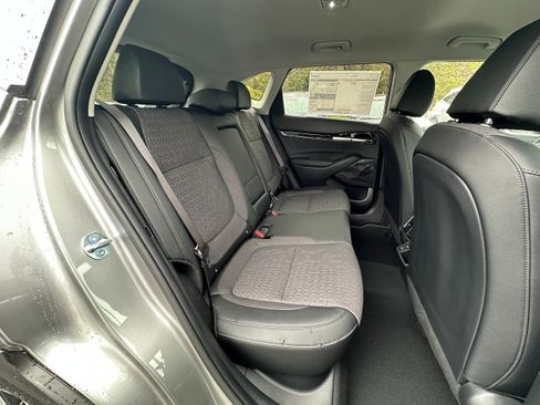 New 2026 Kia Seltos S image 14