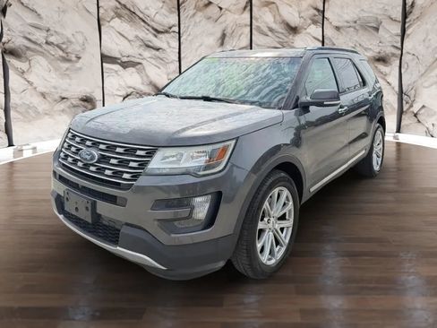 Used 2016 Ford Explorer Limited AWD/4WD image 3