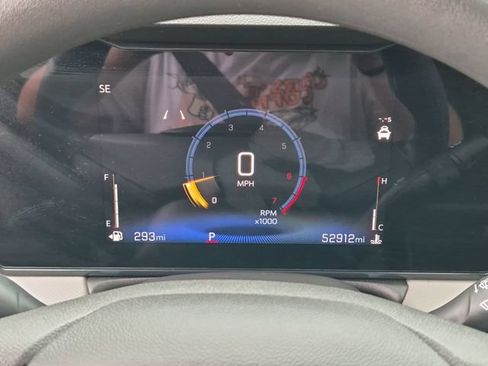 Used 2025 Chevrolet TrailBlazer LT FWD image 32