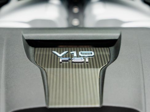 Used 2018 Audi R8 V10 image 37