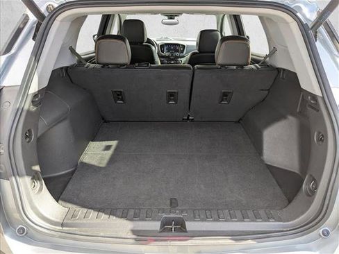 Used 2023 GMC Terrain AT4 image 6