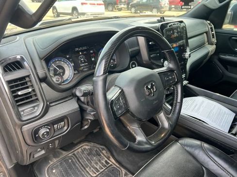 Used 2022 RAM 1500 Limited w/ Body Color Bumper Group AWD/4WD image 14