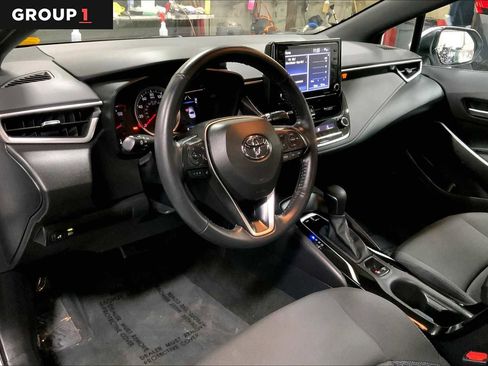 Certified 2022 Toyota Corolla SE image 17