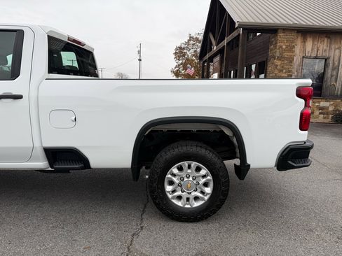 Used 2023 Chevrolet Silverado 2500 W/T image 31