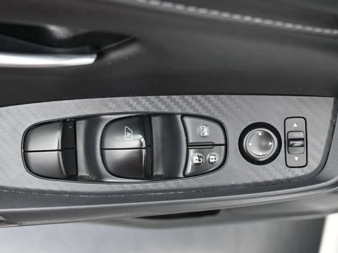 Used 2024 Nissan Sentra SV FWD image 19