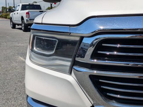 Used 2020 RAM 1500 Laramie AWD/4WD image 11