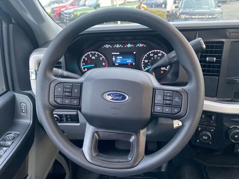 New 2026 Ford F250 XL w/ XL Chrome Package image 27