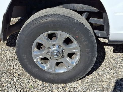 Used 2024 RAM 2500 Big Horn AWD/4WD image 6