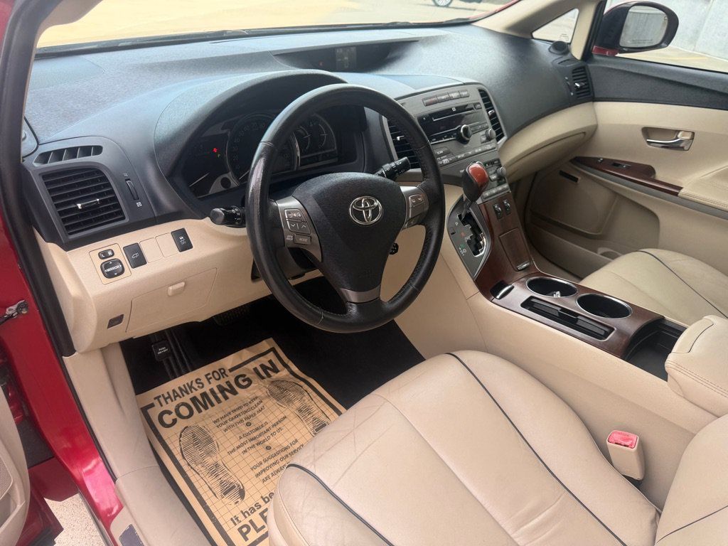 Used 2009 Toyota Venza AWD image 11