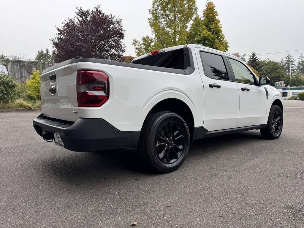 Used 2024 Ford Maverick XLT w/ XLT Luxury Package AWD/4WD image 3