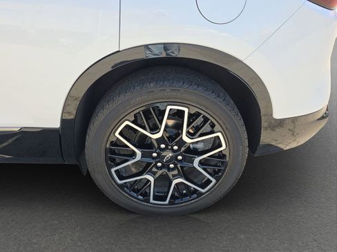 Used 2024 Chevrolet Blazer RS w/ LPO, Floor Liner Package AWD/4WD image 5