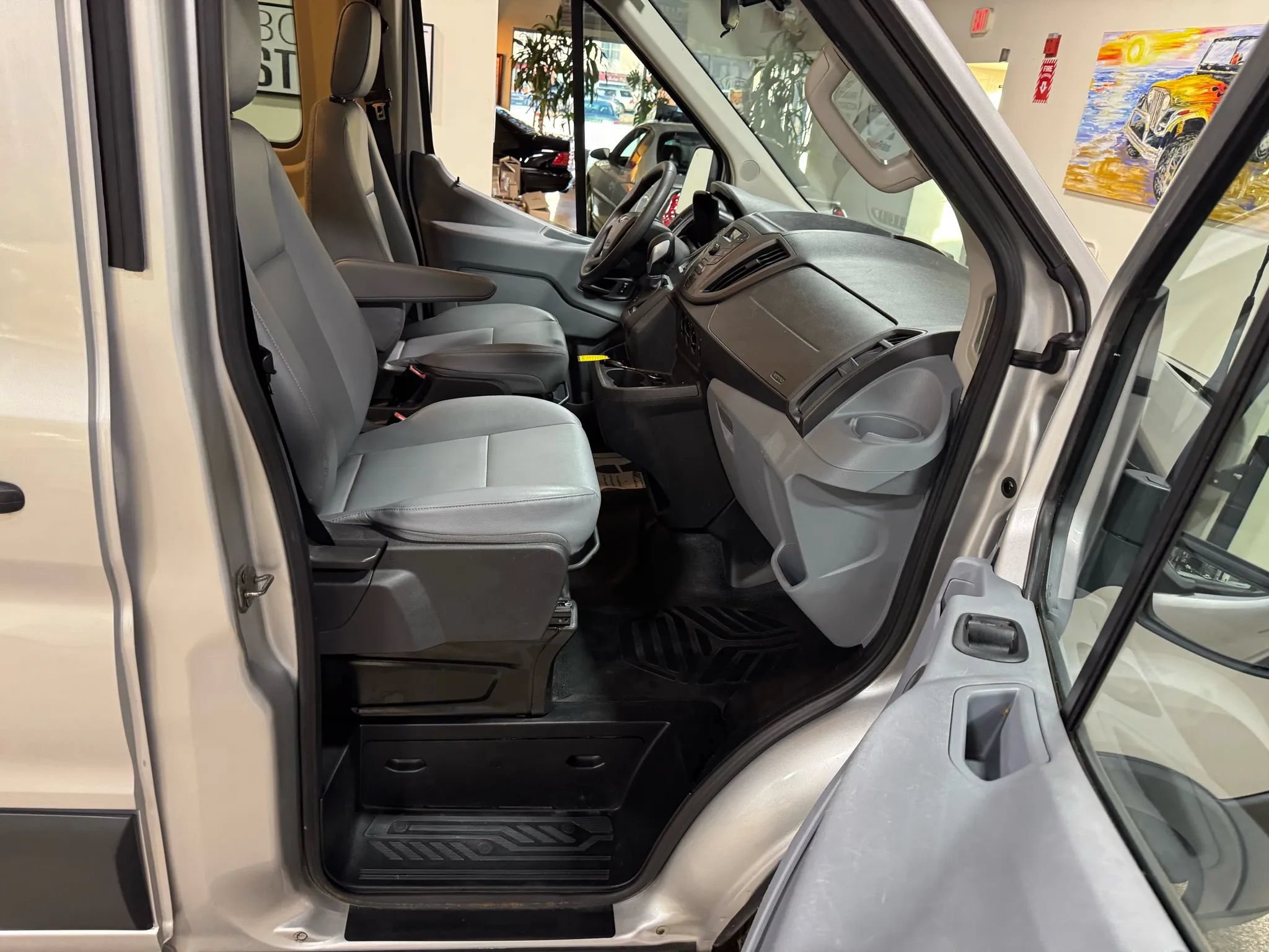 Used 2015 Ford Transit 350 148 Medium Roof RWD image 33