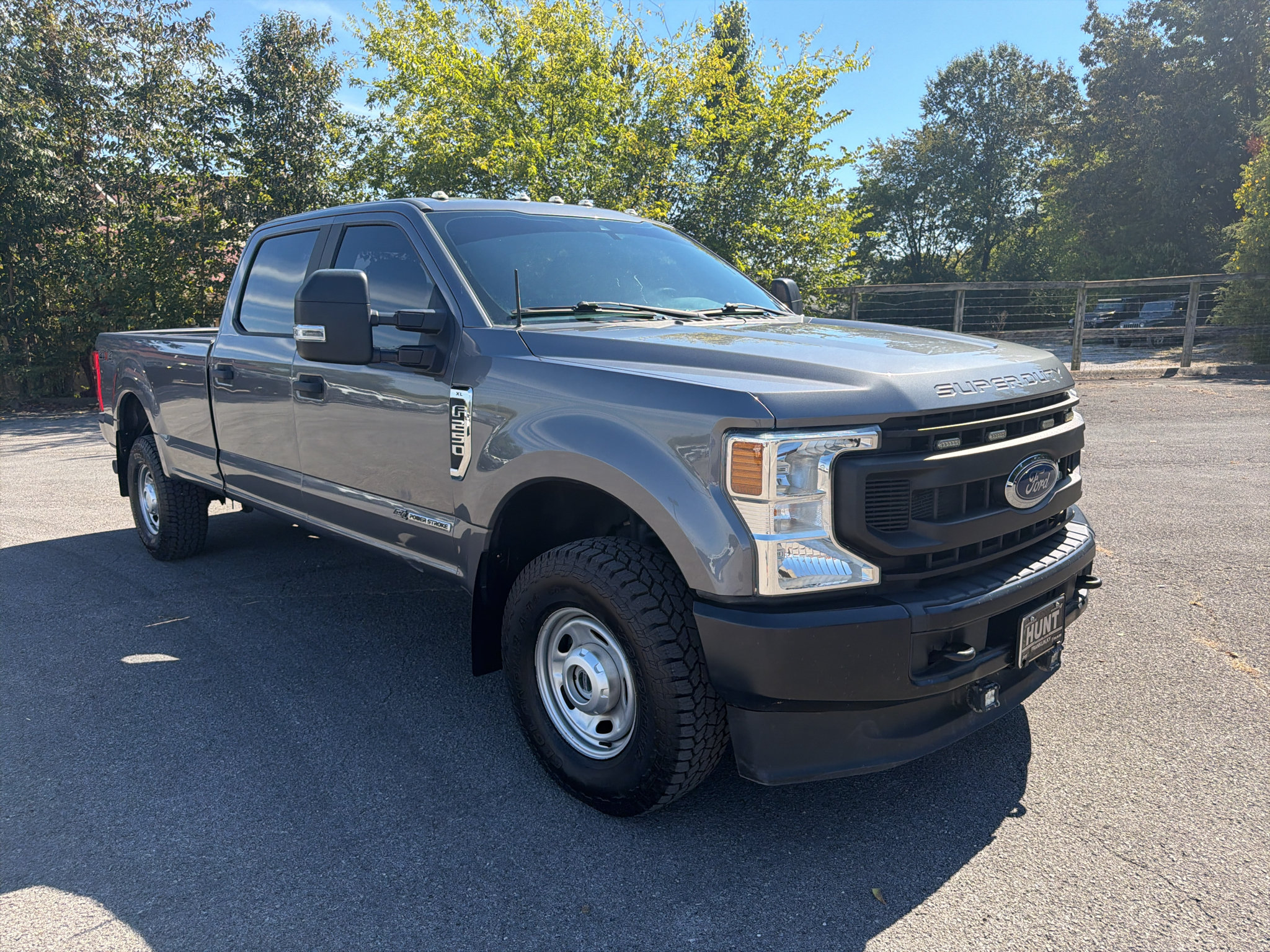 Used 2022 Ford F250 XL w/ Power Equipment Group AWD/4WD image 3