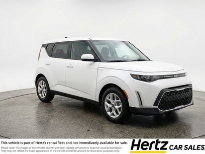 Used 2025 Kia Soul LX w/ LX Technology Package