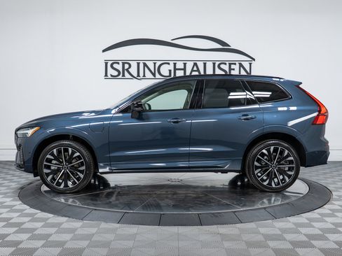 New 2026 Volvo XC60 T8 Ultra w/ Protection Package Premier image 8
