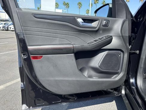 Used 2024 Ford Escape ST-Line Elite w/ Premium Technology Package image 21