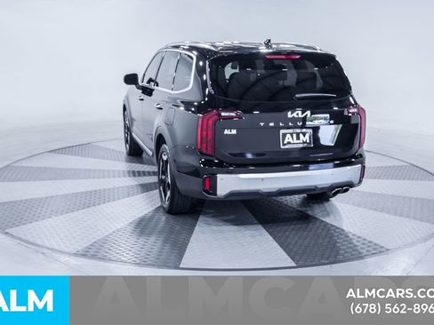 Used 2024 Kia Telluride S w/ S Sunroof Package FWD image 8
