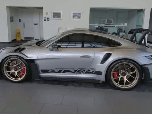 Used 2023 Porsche 911 GT3 RS RWD image 5